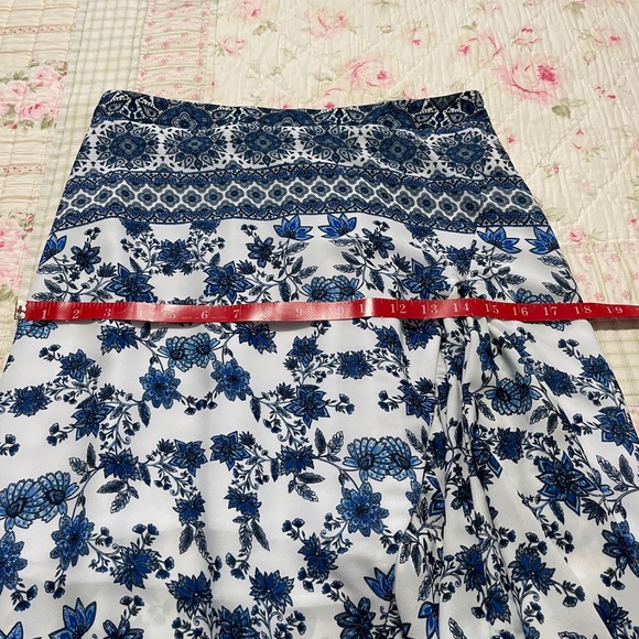 Show Me Your MuMu Salsa Skirt in Casablanca Blues size XL Excellent condition - Picture 6 of 7